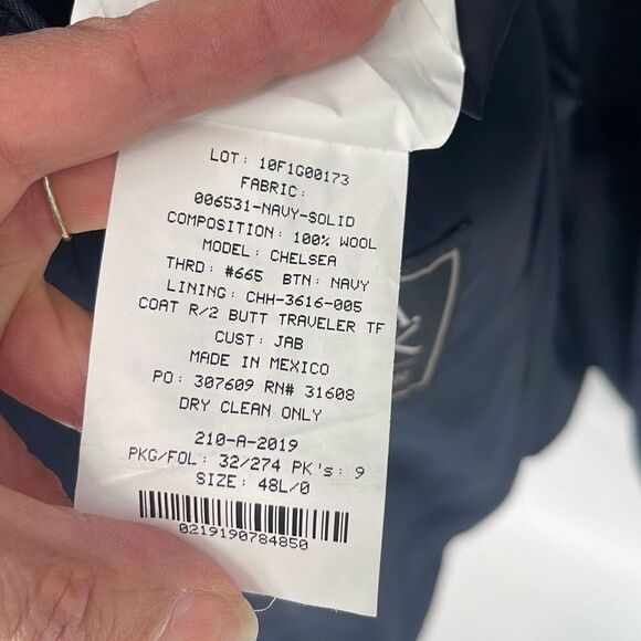 Jos.‎ A. Bank Men's Single Breasted  Coat Chelsea Wool Traveler TF Navy Size 48L - Picture 8 of 8